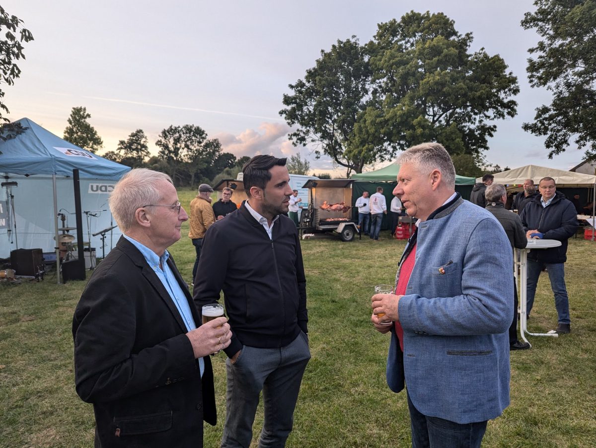 Thomas Grote und CDU-Landesvorsitzender Daniel Peters im Gespräch